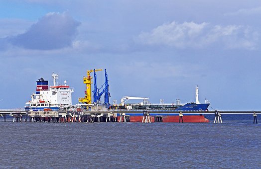 Sự bùng nổ dầu ở Mỹ là một cám dỗ mà có thể lôi kéo các tàu chở dầu rời khỏi Iran
